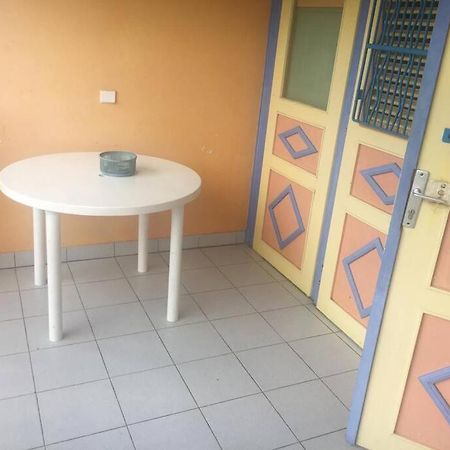 Studio A 400M De La Plage Pointe Marin Sainte-Anne Dış mekan fotoğraf